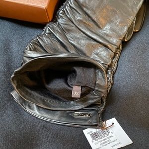 Coach long leather gloves, silk lined size 7 1/2